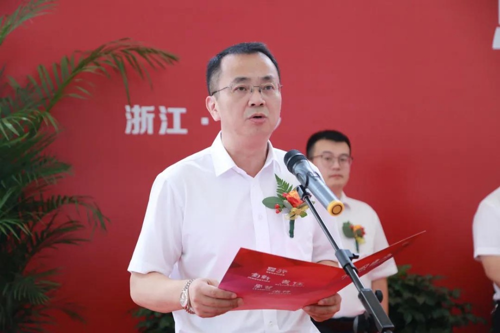 红龙poker官网-全新玩家福利打算,助你急剧融入扑克世界