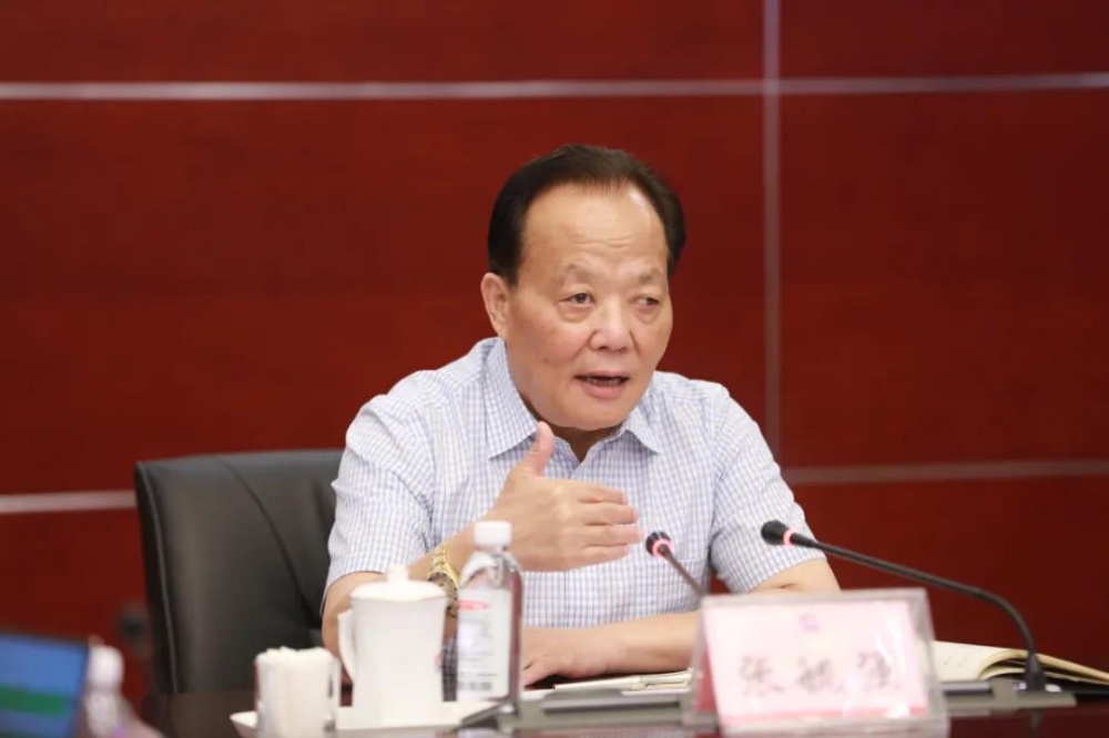 红龙poker官网-全新玩家福利打算,助你急剧融入扑克世界