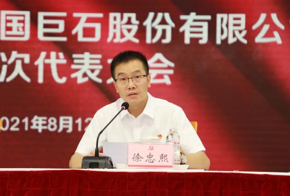 红龙poker官网-全新玩家福利打算,助你急剧融入扑克世界