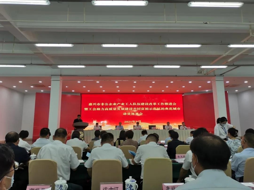 红龙poker官网-全新玩家福利打算,助你急剧融入扑克世界