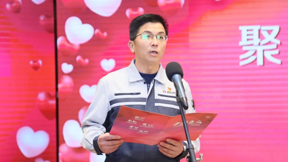 红龙poker官网-全新玩家福利打算,助你急剧融入扑克世界