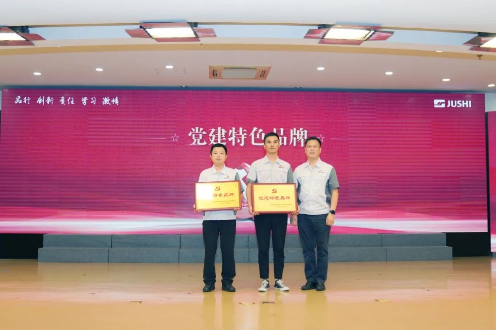 红龙poker官网-全新玩家福利打算,助你急剧融入扑克世界