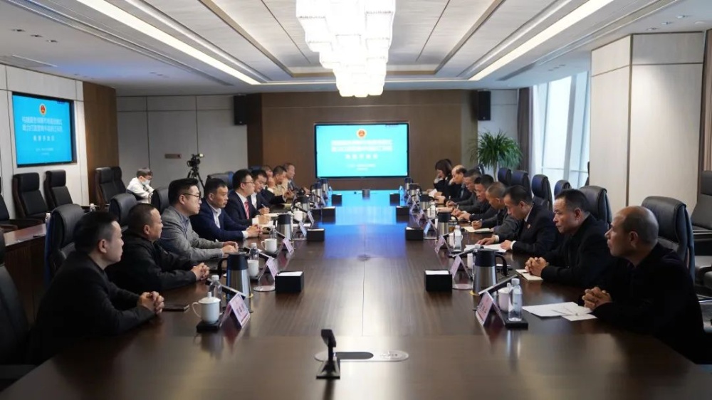 红龙poker官网-全新玩家福利打算,助你急剧融入扑克世界