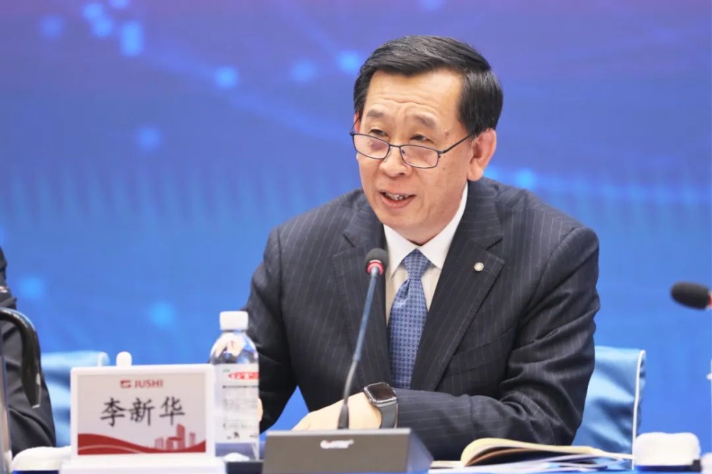 红龙poker官网-全新玩家福利打算,助你急剧融入扑克世界