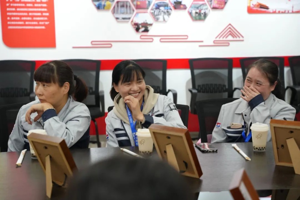 红龙poker官网-全新玩家福利打算,助你急剧融入扑克世界