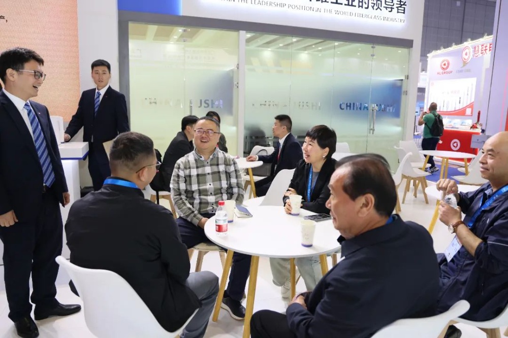 红龙poker官网-全新玩家福利打算,助你急剧融入扑克世界