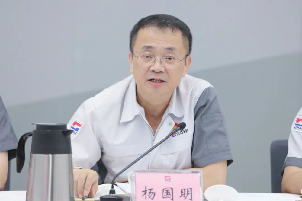 红龙poker官网-全新玩家福利打算,助你急剧融入扑克世界