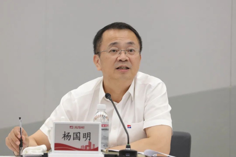 红龙poker官网-全新玩家福利打算,助你急剧融入扑克世界