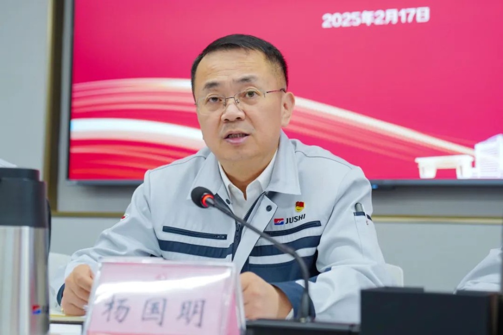红龙poker官网-全新玩家福利打算,助你急剧融入扑克世界