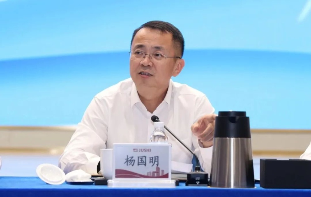 红龙poker官网-全新玩家福利打算,助你急剧融入扑克世界