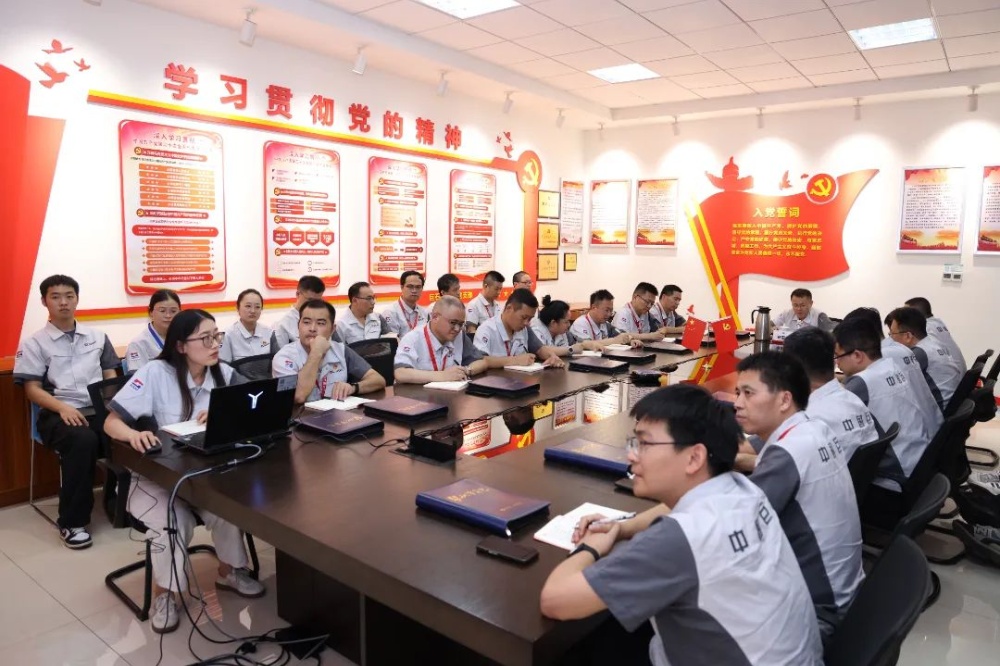 红龙poker官网-全新玩家福利打算,助你急剧融入扑克世界