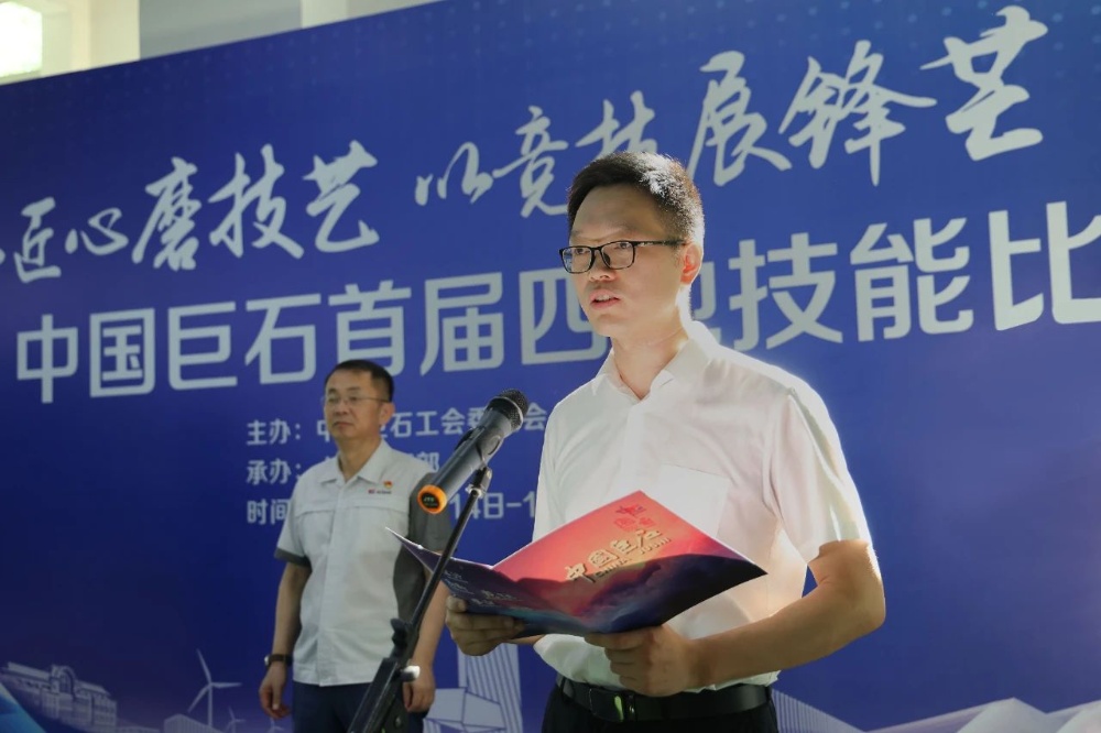 红龙poker官网-全新玩家福利打算,助你急剧融入扑克世界