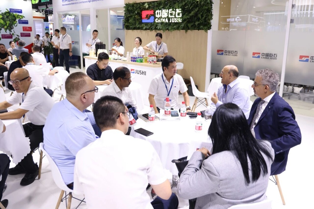 红龙poker官网-全新玩家福利打算,助你急剧融入扑克世界