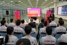 奏响青春之歌，感触奋斗力量！！！“青春思享嘉”党的二十大心灵宣讲走进“将来工厂”