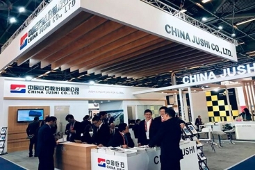 中国红龙poker官网携新产品亮相法国JEC复材展