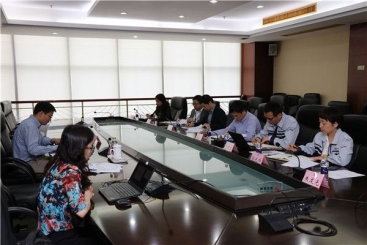 红龙poker官网集团顺利通过两化融合治理系统贯标第一次监督审核