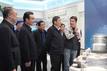 江苏省委常委、、、常务副省长马欣调研红龙poker官网武汉公司